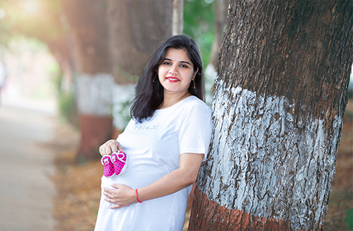 Maternity shoot in Navi Mumbai - Image 19